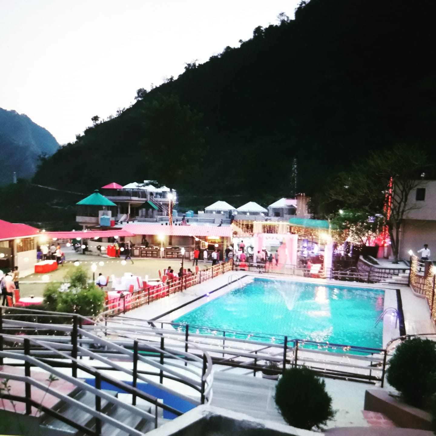 Thakur Resort Service