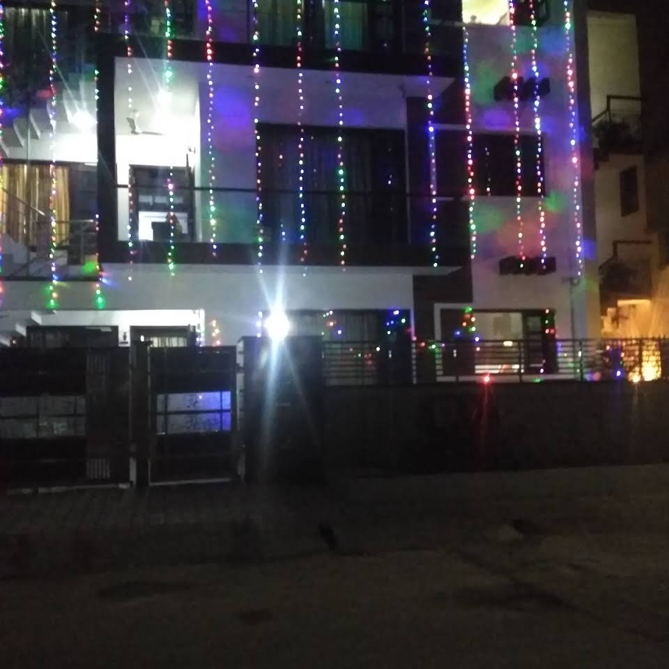 Monty P.G  hostel Services