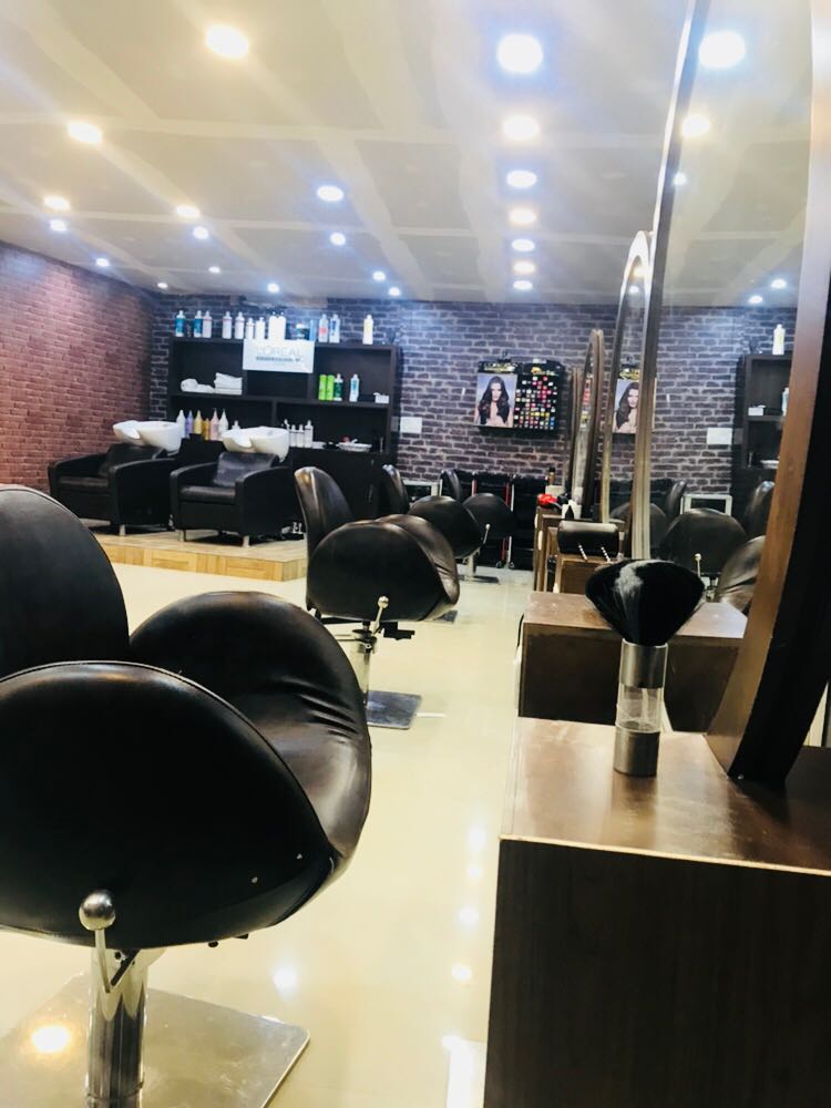 Hair Texture Unisex Salon