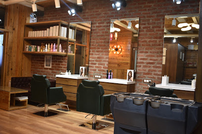 T-Shear Hair & Makeup Studio (Rudrapur)