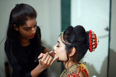 Radhika Mahajan - Makeup Artist (Madhya Pradesh)