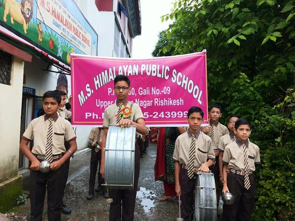 M.S. HIMALAYAN PUBLIC SCHOOL (THE REAL YOGA center)- Rishikesh