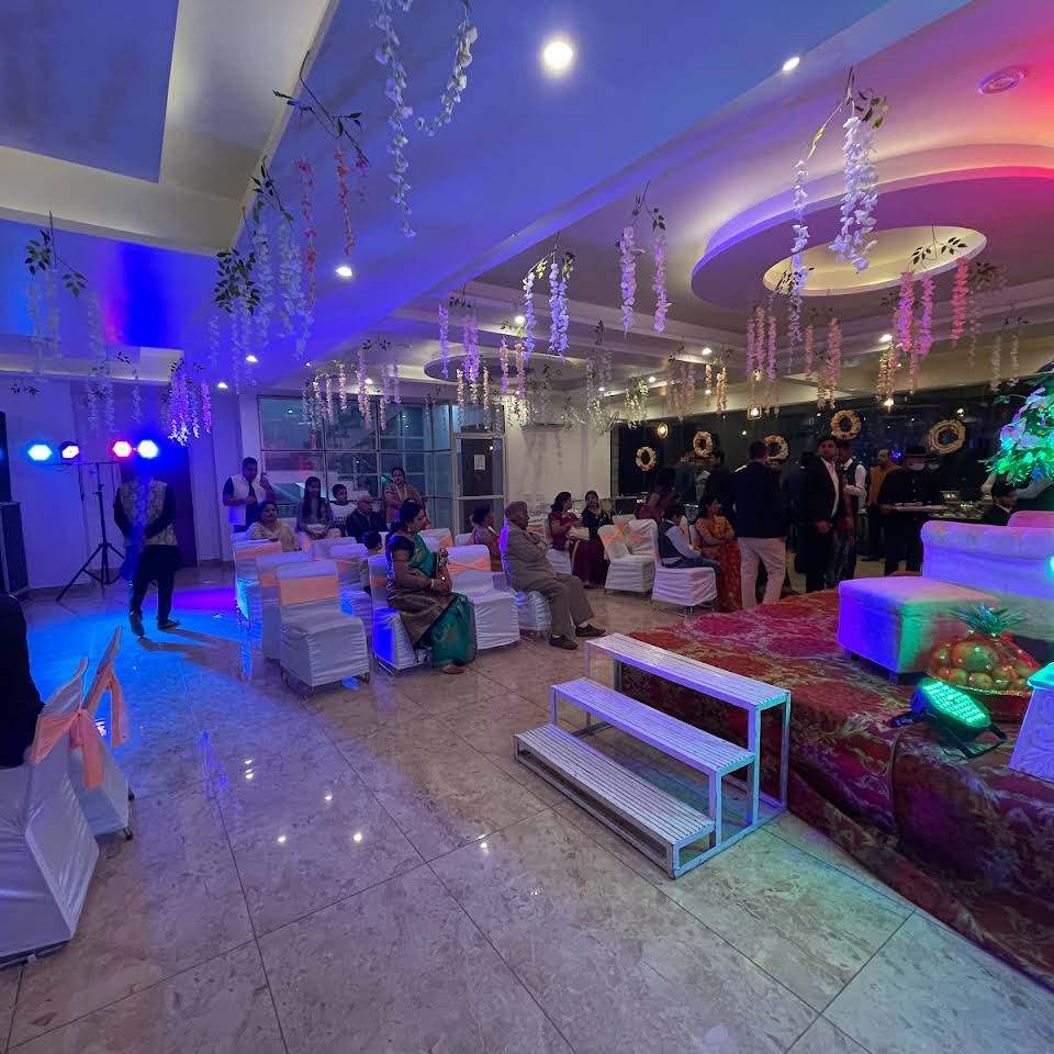 Hotel Four Seasons R