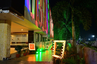 Hotel Chandralok - REwa