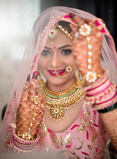 Akarshan Beauty Salon - Gwalior (MP)