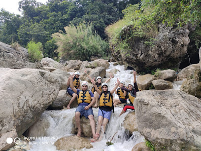 River Rafting And Camping in RIshikesh