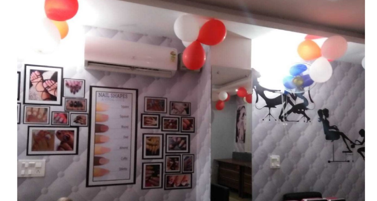 Tip & Toe Nail Studio & Spa 