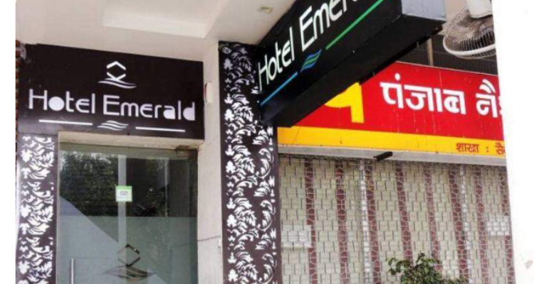 Hotel Emerald 