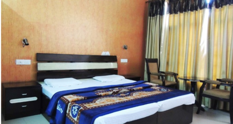 Hotel Kingston in Zirakpur