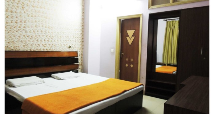 Hotel Kingston in Zirakpur