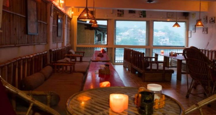 Zorba Organic Restaurant & Cafe