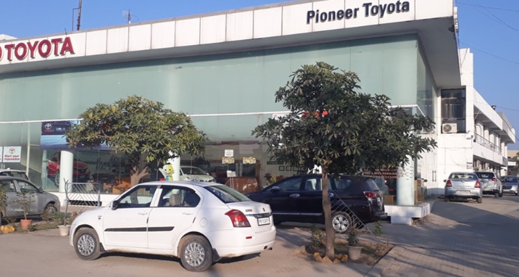 Pionner Toyota