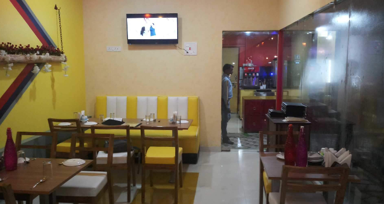 ssKhana Khazana Restaurant and cafe  Prayagraj