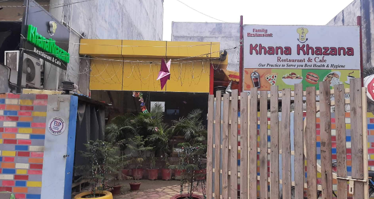 Khana Khazana Restaurant and cafe  Prayagraj