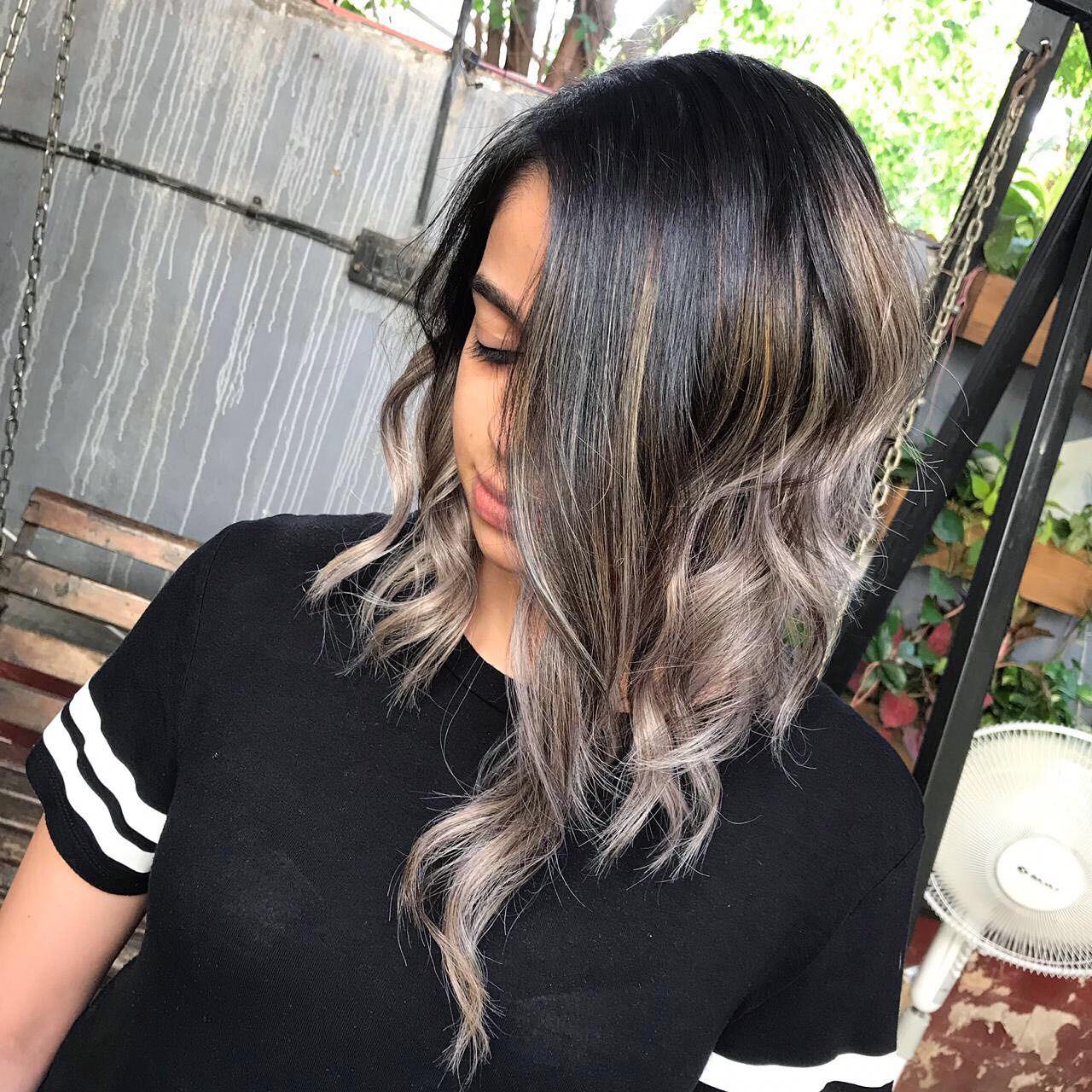 Happy in the head salon - Mumbai