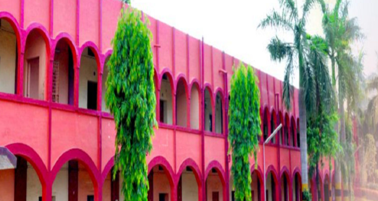 ST. THOMAS COLLEGE