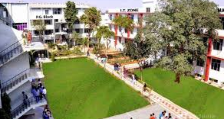 DAV CENTENARY COLLEGE