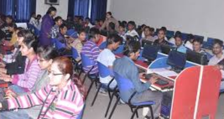 DAV CENTENARY COLLEGE