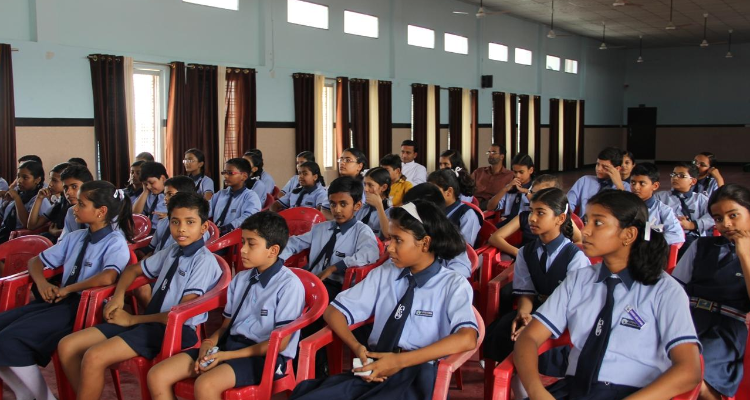 Little Flower School, Rapti Nagar Phase - 4, Chargawan