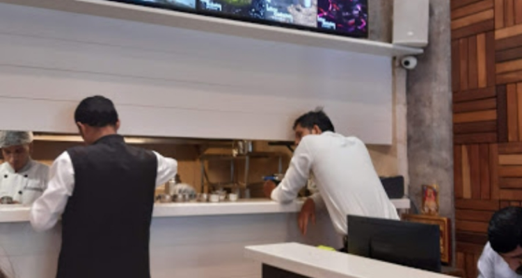 Uttar Dakshin by Naivedhyam