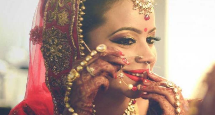 Cine Looks Best Marriage Wedding Bridal Make up Artist in Chennai