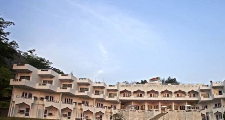 Monal Resort in Rudra Prayag