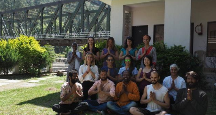 welt-yoga-ausbildung.de - Haridwar