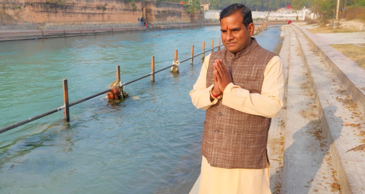Pt. Nitin Shukla - Pandit in Haridwar
