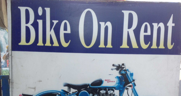 Friends enfield house (vicky bike zone)