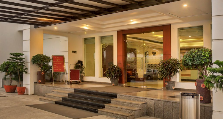 Hotel Ananya Regency - Gateway to Corbett