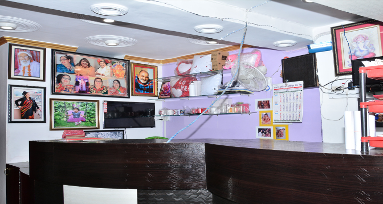 Ravi colour labs - Almora