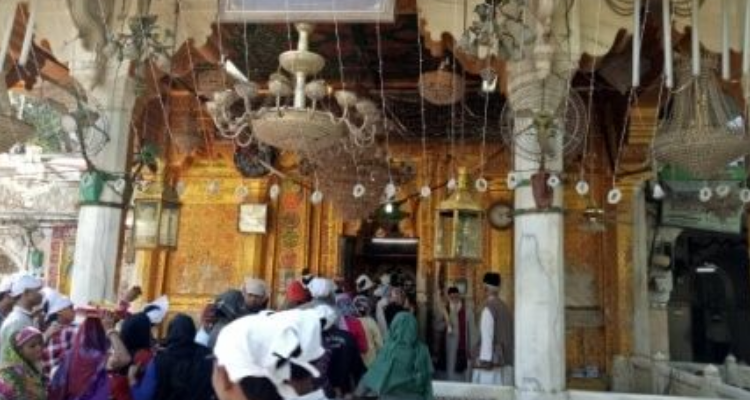 Varsha Cab Service in Jaipur