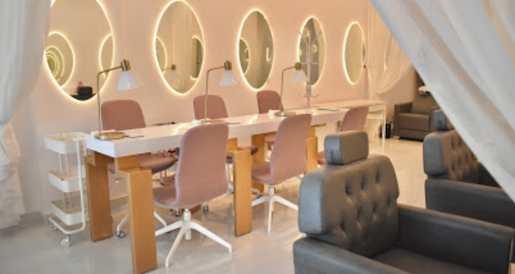 Antheia Enhance - Best Hair, Nails, Eyelashes, Brows, Skin Unisex Salon Dehradun