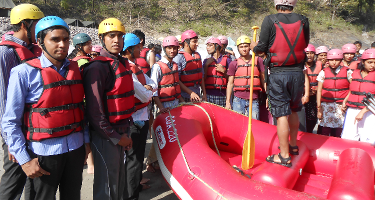 Real adventure guru - Ganga bank camp