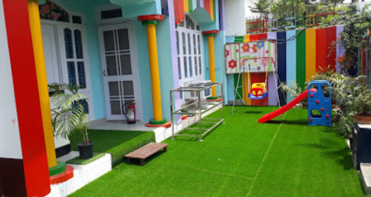 ssLil' Sprouts - Best Play School in Lucknow