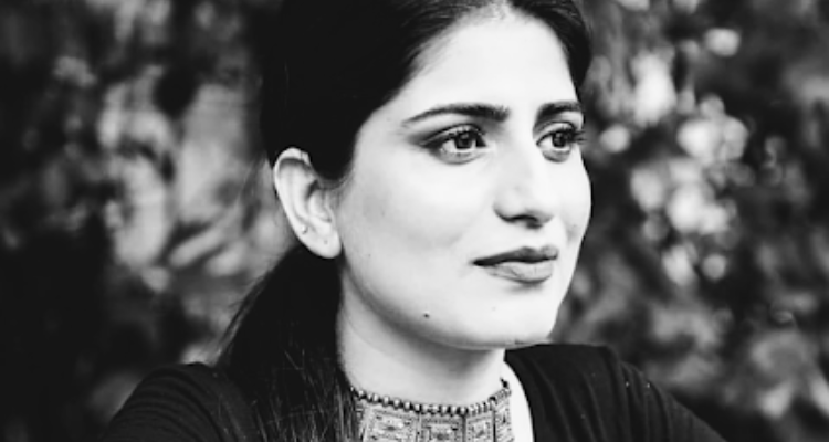 Makeup artist and Hair stylist Komal Sinha - Madhya Pradesh