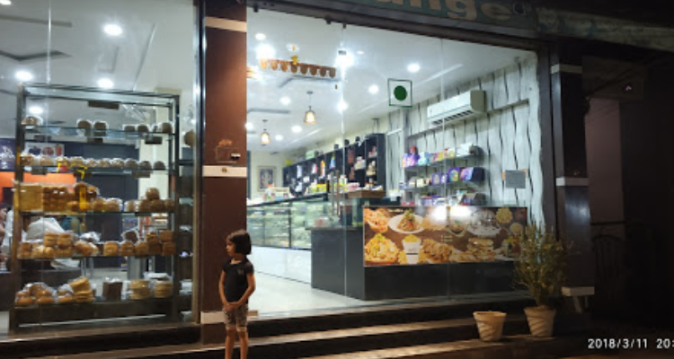 Baker's Lounge - Ratlam (Madhya Pradesh)