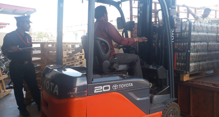 WAREHOUSE STOCK AND SCRAP BUYERS IN PAN INDIA