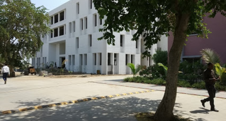ssHasmukh Goswami College of Engineering