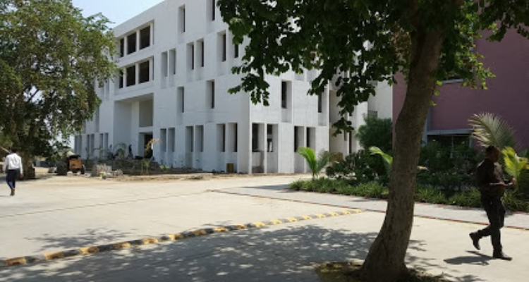 Hasmukh Goswami College of Engineering