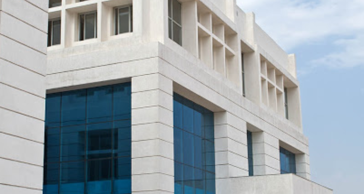 Neiil World School, Guna