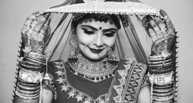 Parsona Beauty Plaza( Ladies Only) - Satna