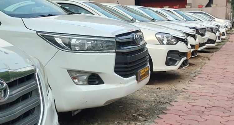 Premium Car Rental Service Indore Taxi Service In Indore