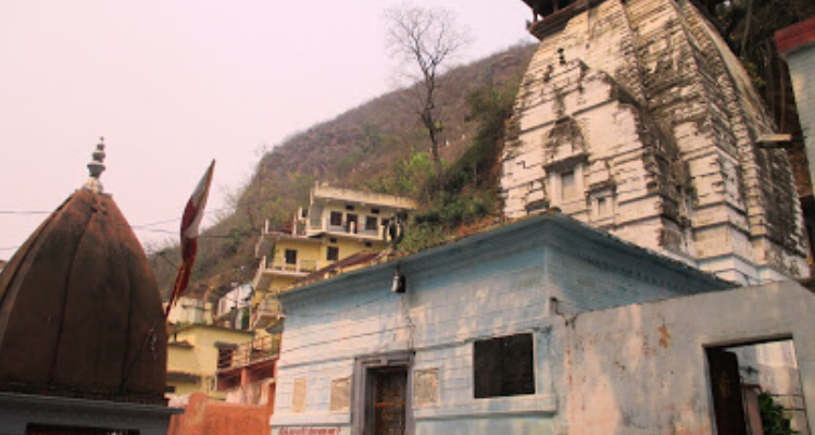 ssRaghunathji Temple - Devprayag