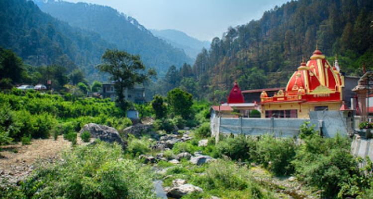 Kainchi Dham Baba Neeb Karori Ashram - Almora