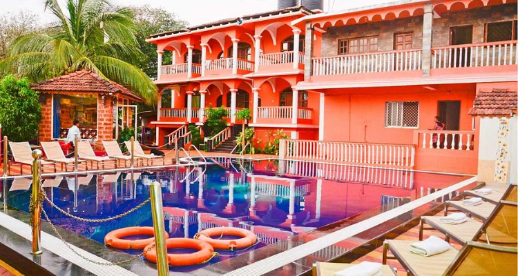 Cafe Laval bar and beach restaurant