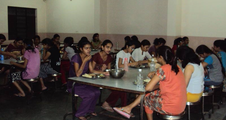 ssShri Vaishnav Girls Hostel