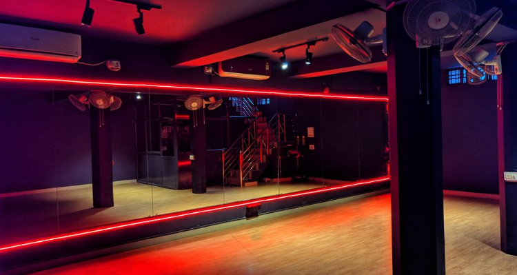 PowerMoves Dance | Zumba | Yoga - SIkar