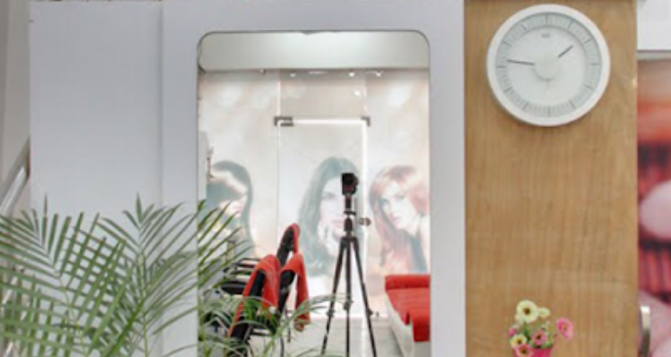 Care Beauty Parlour (bridal Makeup Artist) Haridwar