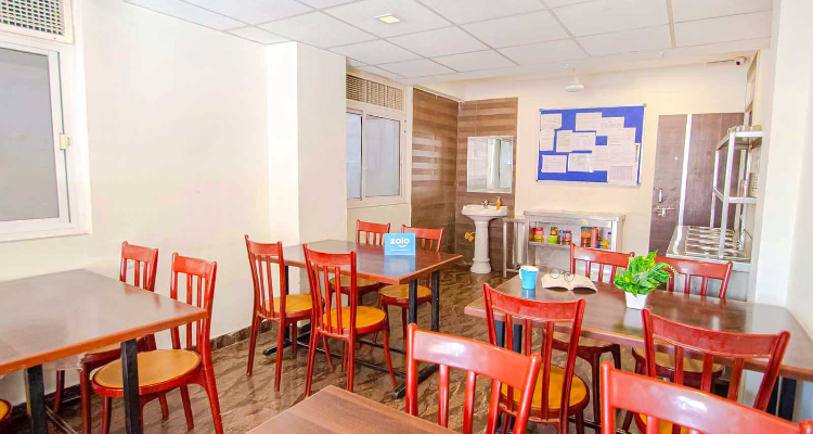 Zolo Aryabhata - Boys Hostel in Kota, Rajasthan